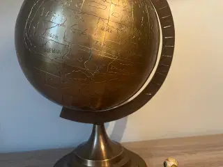 Stor smuk tung messing globus fra 50’erne 
