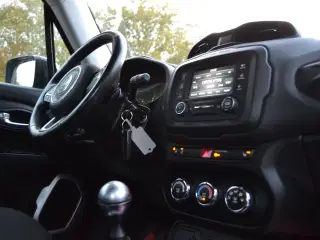 Jeep Renegade 1,6 Longitude Start&Stop 110HK 5d