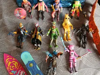 FORNITE FIGURER 11 STK M/ TÅRN & MUR & SURF BOARD