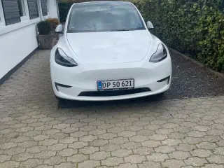 Tesla Model Y  Long Range AWD