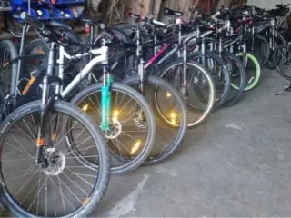 Fler forskellige MTB Forskellige PRISER  
