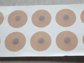 Magnetterapi, Magnet plaster