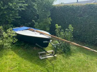 Ældre OK sejljolle sælges