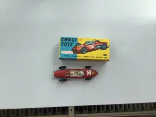 Legetøjsbil i box