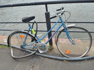 Cykler repareres 