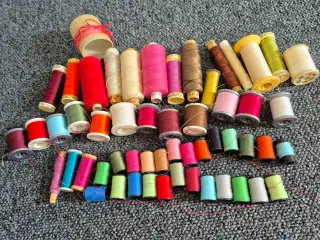 Assorteret sygarn 55 ruller