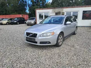 Volvo V70 2,4 D Summum aut.