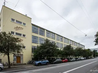 Unikt kontorlejemål på Frederiksberg – 660 m² med historisk charme