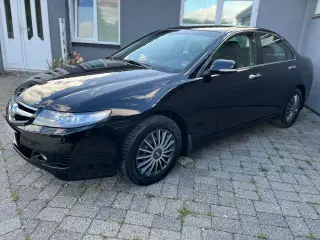 Honda Accord 2,0i Sport