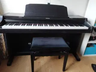 Technics piano med klaverbænk