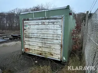 Container