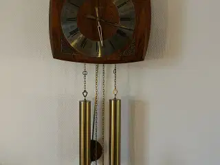 50 år gammel væg ur.