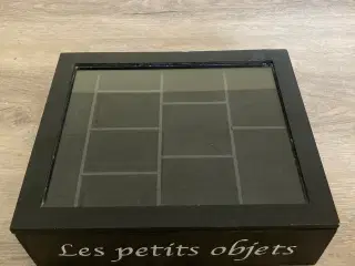 Trææske med små rum