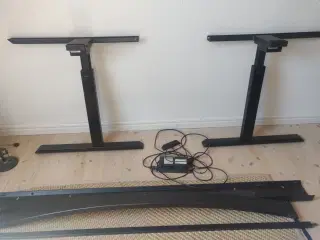 Hæve-/sænkebord - skrivebord