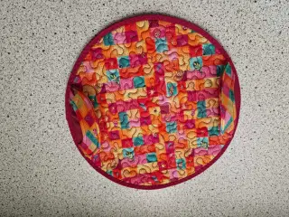 Tærtefads holder 