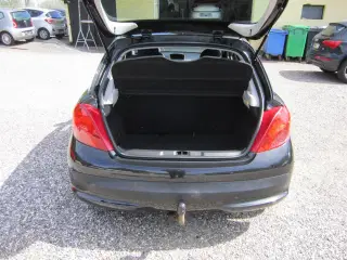 Peugeot 207 1,4 XR Plus 88HK 5d