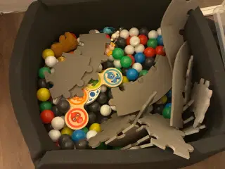 Forskellig ting til baby. 