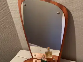 Retro teaktræ spejl med hylde