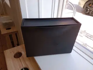 IKEA skokasse TRONES sort