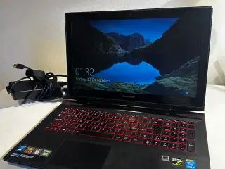 Gaming bærbar Lenovo Y50(512GB SSD,16GB RAM, GTX)