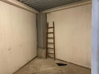 Kælderlokale i Friheden Butikscenter