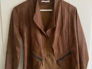 Imiteret skind - inFRONT jakke