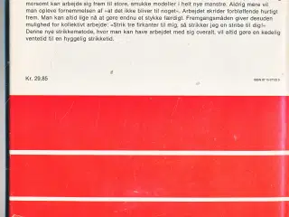 STRIK I STUMPER OG STYKKER AF AASE WESTPHAL