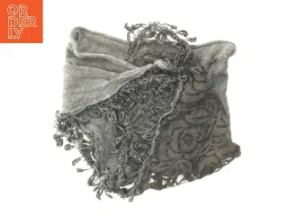 Grå tørklæde med blonder (str. 102x58 cm)