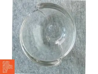 Skål i glas (str. 16 x 10 cm)