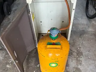 GASOVN med GASFLASKE