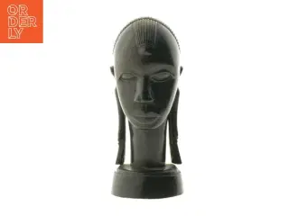 Skulptur af menneskelig figur, afrikansk stil (str. 20 cm)