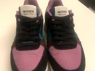 Woden sneakers str 37