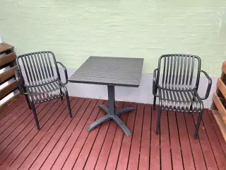 Havebord og stole
