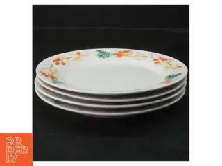 Sæt af fire tallerkener med julemotiv fra Mads Stage (str. Ø 19 cm)