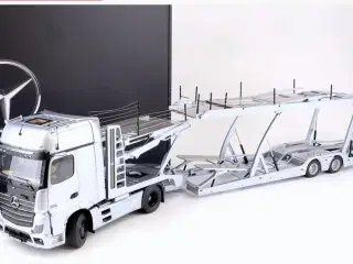 1:18 Mercedes Actros Autotransport First Edition 1