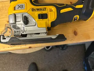 DeWalt stiksav batteri model