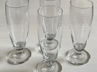 Øl/vinglas på fod