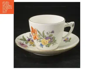 B&G Saksisk blomst kaffekop 102  (str. Ø 13,5&6x9,5 cm)