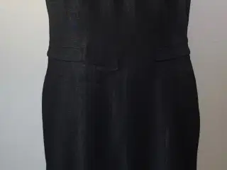 Hugo Boss, elegant kjole, str 42