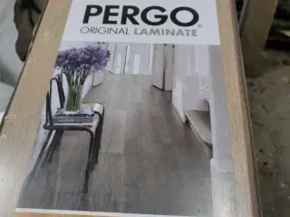 Pergo pure oak gulv. 