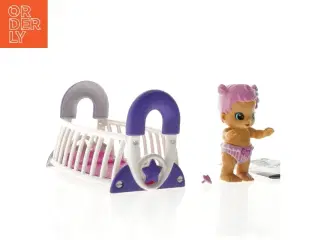 Little Live Bizzy Bubs Legetøjsbaby med vugge og tilbehør