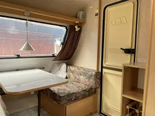 Campingvogn, Adria 400 m/fortelt