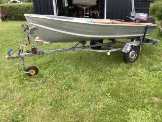 QuickSilver jolle med trailer