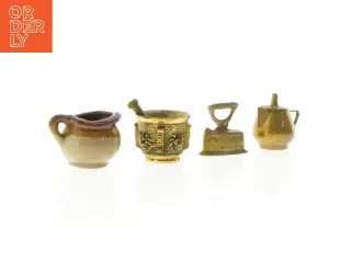 Miniature messing og keramik dekorationer (str. 4 x 3 cm)