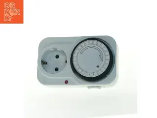 Mekanisk timer stikkontakt fra nor.tec (str. 12x7,5 cm)