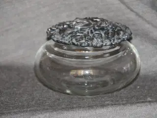 Glas dåse med metal låg højde 8 cm