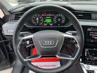 Audi e-tron 55 Advanced Sportback quattro