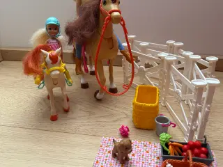 Barbie, Chelsie, heste, tilbehør