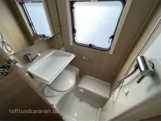 2020 - Adria Adora 542 UL   Fremtræder som ny, m/MOVER+GULVVARME+STORT KØL/FROST mv. ET SUPER GODT TILBUD HER.