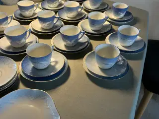 Kaffemågestel med guldkant